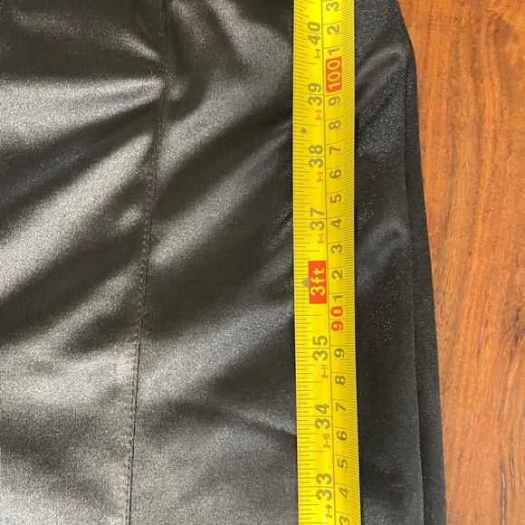 Silky pants 👖 - Picture 3 of 5